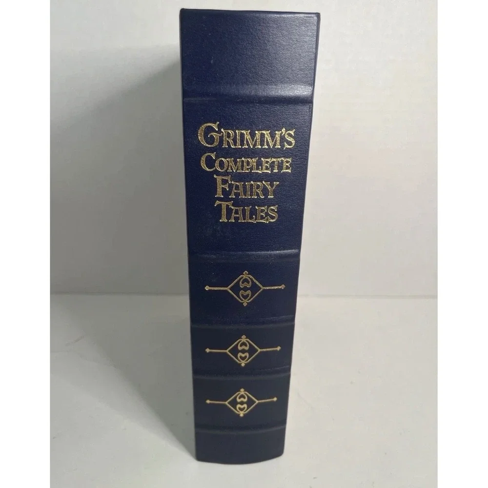 Grimms Complete Fairy Tales Barnes & Noble Leatherbound Gold Gilt Navy Blue 1993